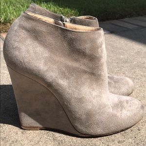 Christian Louboutin 39 ankle boot wedges red